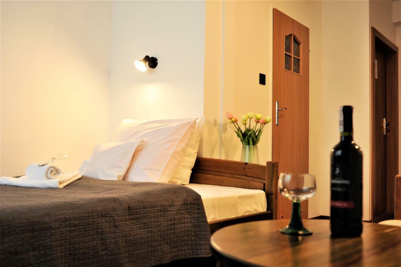 Hotel Protea Boleslawiec Exteriör bild